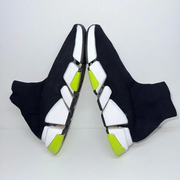 BALENCIAGA BLACK KNIT FABRIC SPEED 2.0 HIGH TOP. - Picture 7 of 11